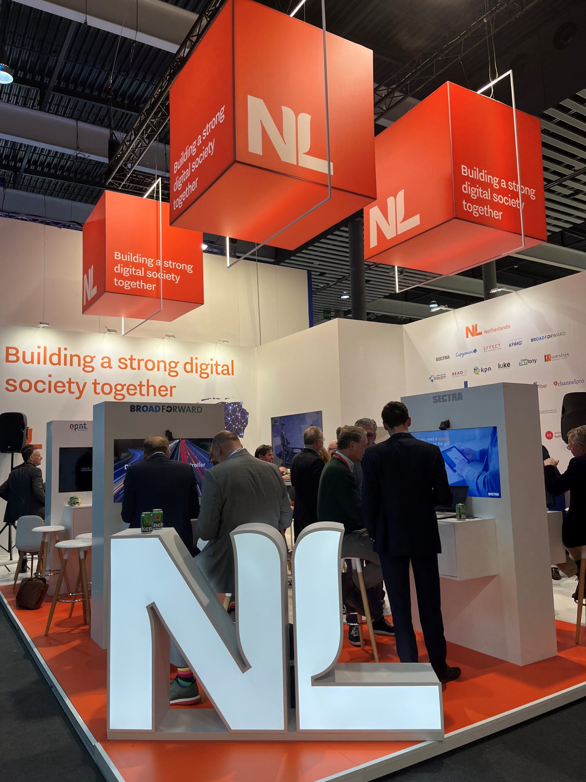mwc